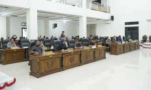 Rapat Paripurna ke-9 Masa Persidangan III DPRD Kota Tidore Kepulauan dengan agenda Penyampaian Pandangan Umum Fraksi-Fraksi terhadap Ranperda Pertanggungjawaban Pelaksanaan APBD Tahun 2025 yang berlangsung di Gedung DPRD Kota Tidore Kepulauan, Kamis (9/7/2026).